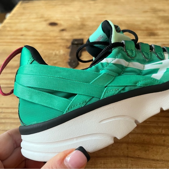 Asics Women’s NWT Gel-Fit Sana Cross Training Running Shoe Size 10 Green Pink - Picture 2 of 16